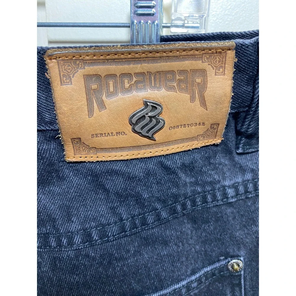 Rocawear Mens Black Denim Shorts Y2K Baggy Hip Hop Embroidered Logo Size 40
